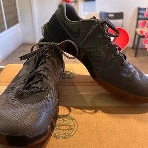 Grey Nike Metcom 2 Flyware Training Sneakers Sz 36